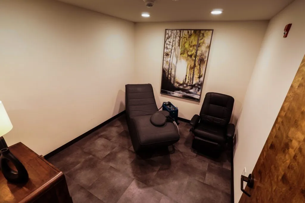 PEMP Pulsed Electromagnetic Therapy Near Central Springfield Illinois in Jacksonville